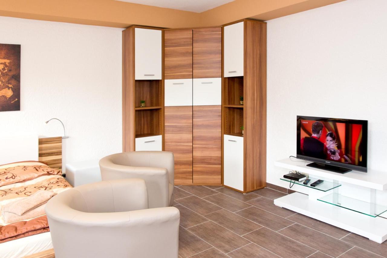 Ferienwohnung Familie Leinweber Waren  Exterior foto